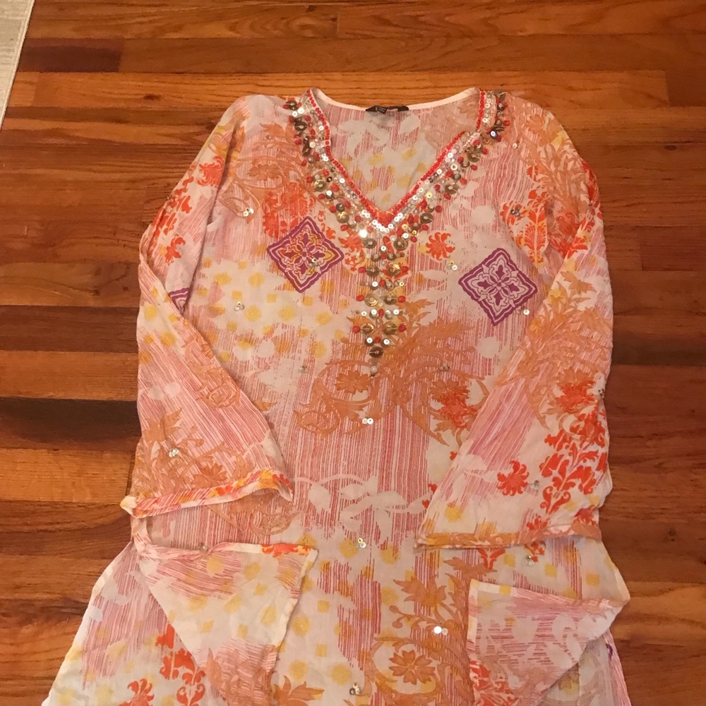 Beautiful tunic - Picture 6 of 8